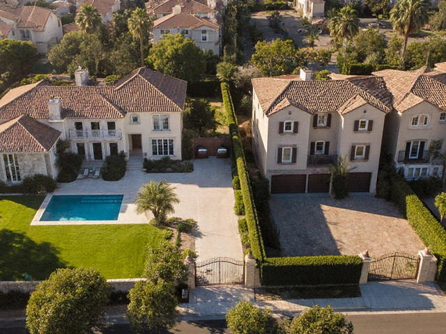 Villa vs Townhouse: Key Differences Explained